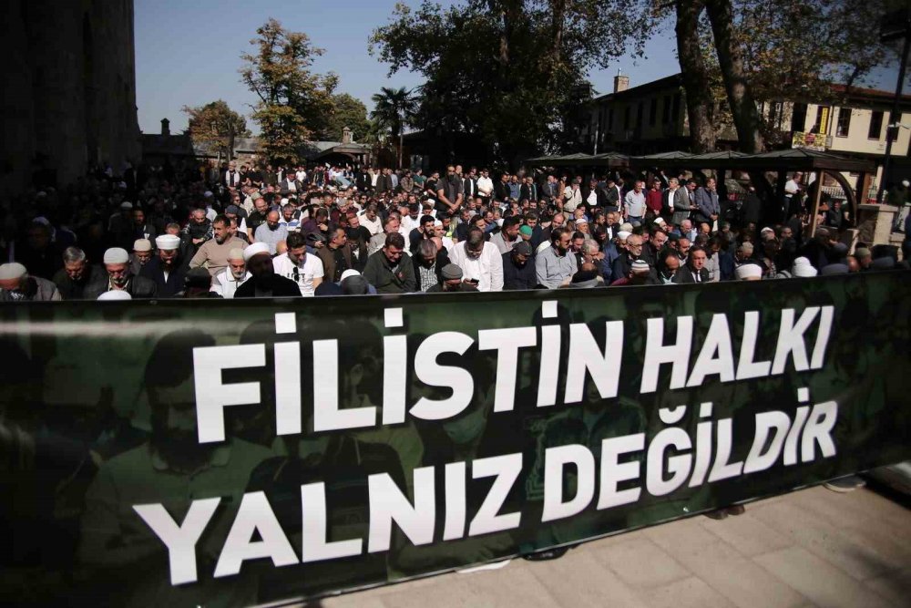 Binlerce Kişi İsrail’e Tepki Gösterdi