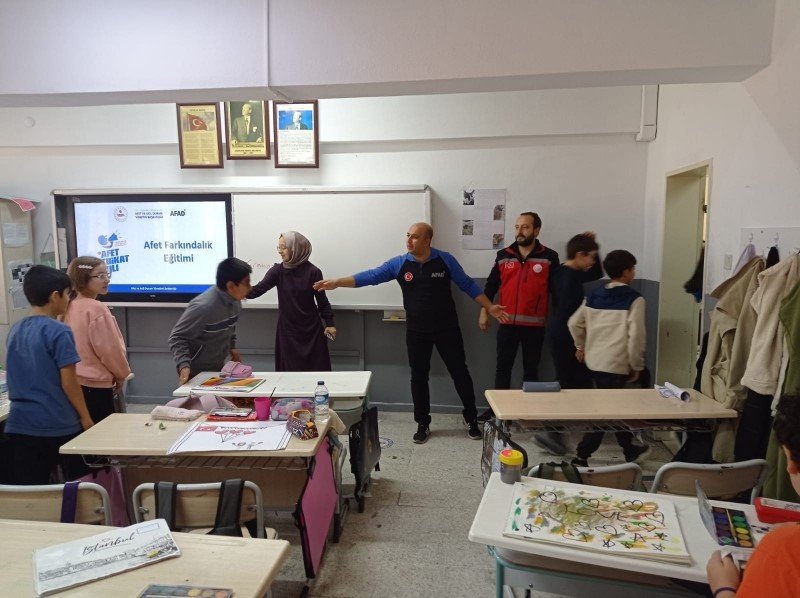 Dünya Afet Risklerinin Azaltılması Günü Tatbikatlarla Geçti