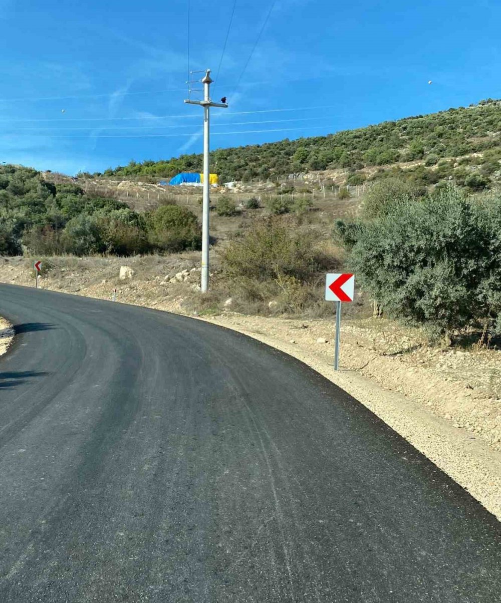 Köy Yolları Trafik Levhalarıyla Artık Daha Rahat