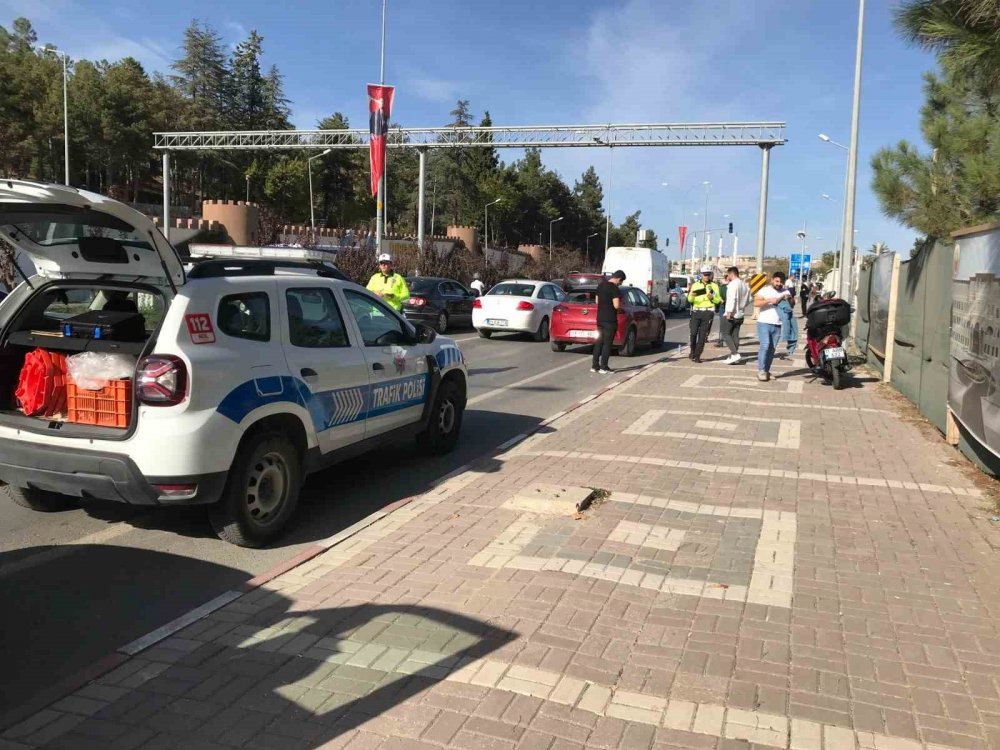 Bilecik İl Özel İdaresi kavşağında kaza!