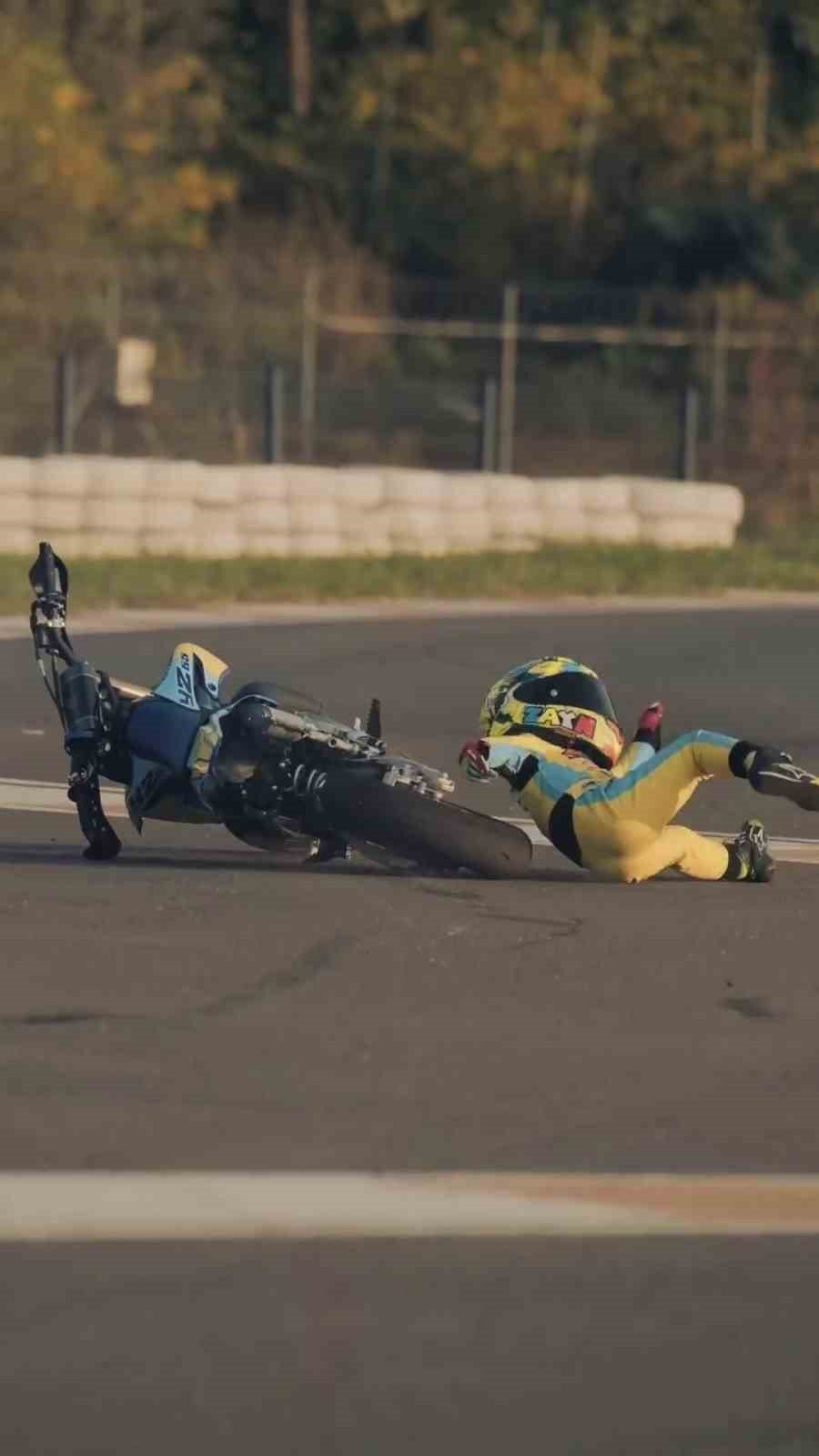 İlk Kez Vitesli Motor Kullanan Minik Zayn Bu Kez Korkuttu