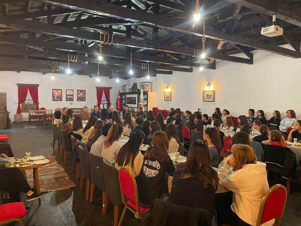 Osmaneli Futbolun Yanı Sıra Voleyboldan Da Bu Sene Adından Söz Ettirecek