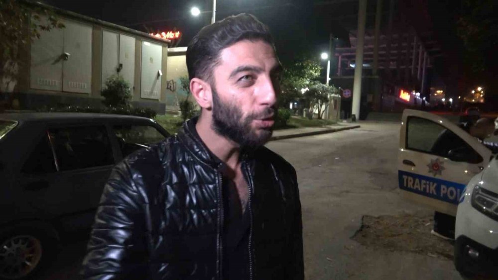 Alkollü Sürücü Ceza Yedi, Müzisyen Arkadaşları Uygulama Noktasında Konser Verdi