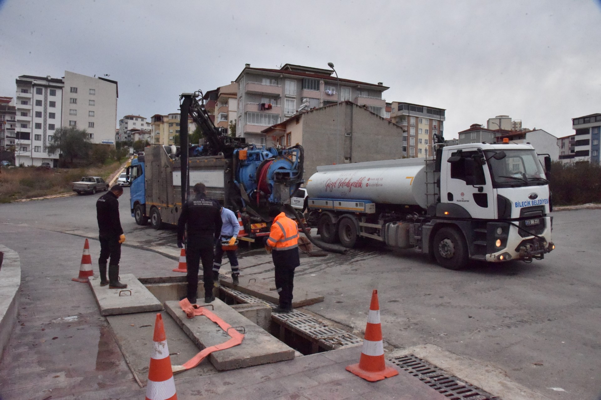 sehir-merkezinde-ki-mazgallar-temizlendi.jpg