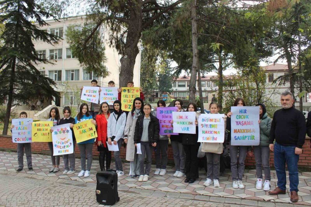Çocuk Hakları Bildirgesini Okudular