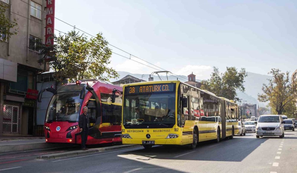 Öğretmenlere 3 Gün Ulaşım Ücretsiz