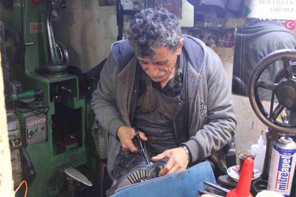 Soğuğa Kendi Yöntemleriyle Çare Buluyor