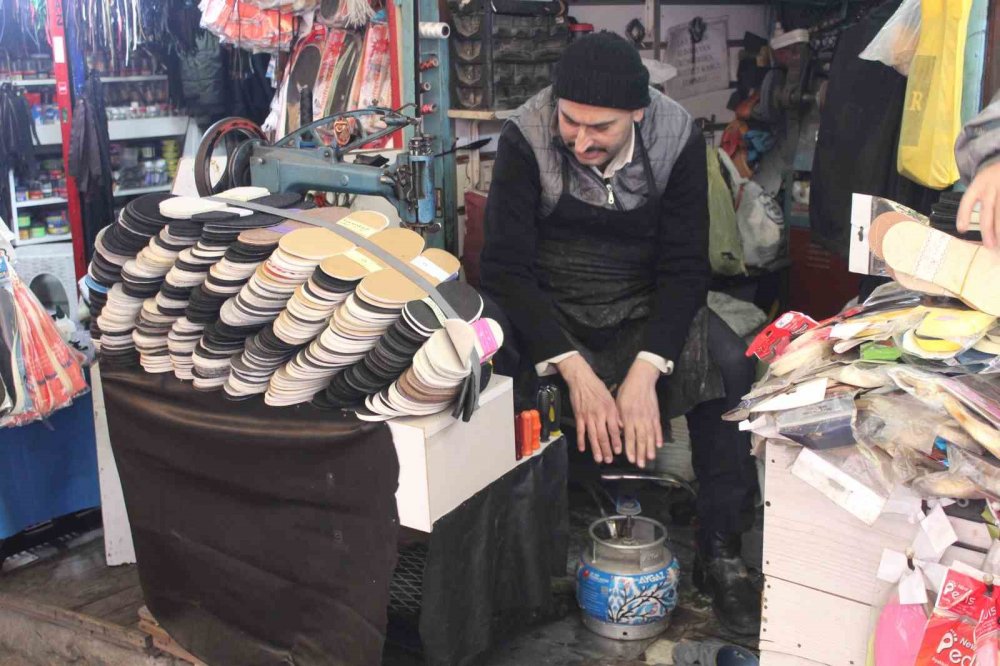 Soğuğa Kendi Yöntemleriyle Çare Buluyor