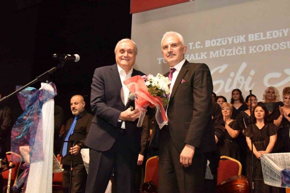 Bozüyük Belediyesi Türk Halk Müziği Korosu’ndan Konser