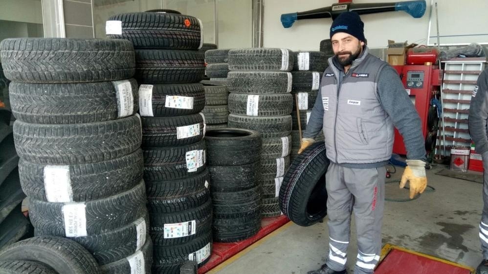 Lastikçilerde Yoğunluk