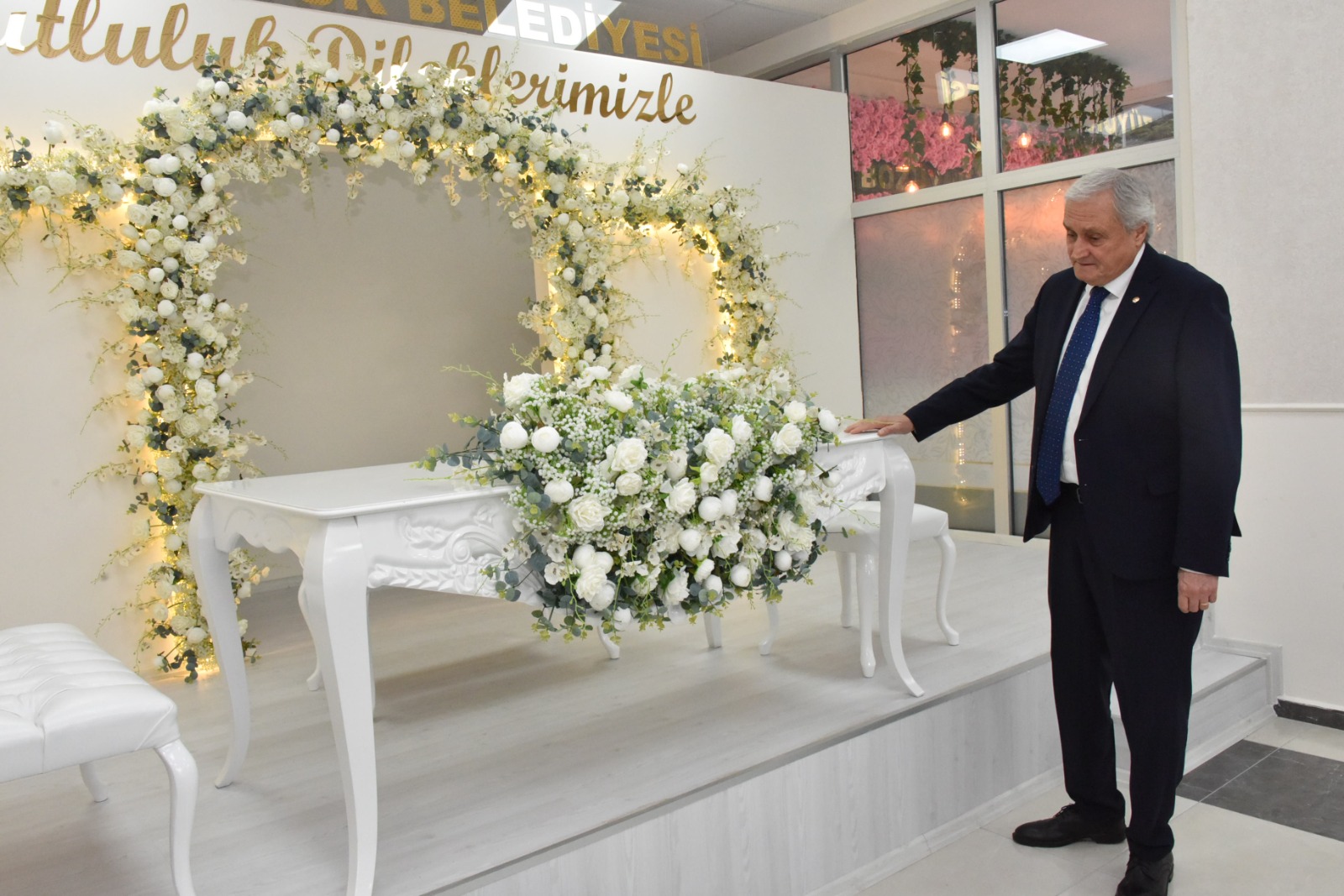 yeni-nikah-salonu-hizmete-acildi-2.jpg