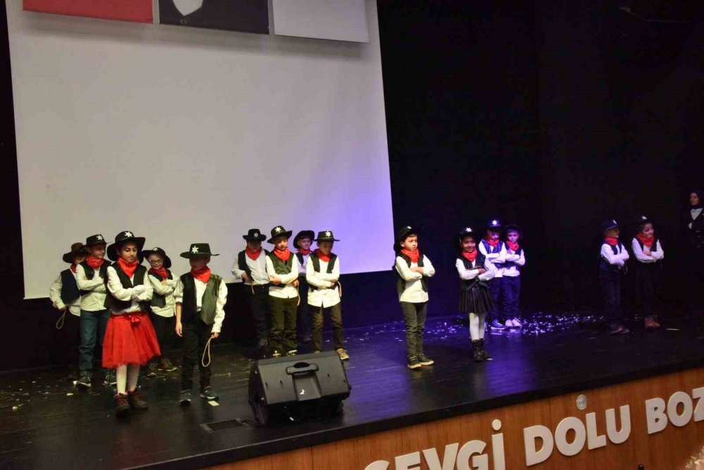 Bozüyük’te Öğrencilerden 3 Aralık Dünya Engelliler Günü Farkındalık Programı