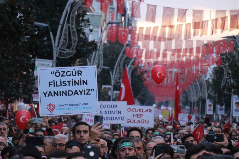 Hep Bir Ağızdan İsrail’i Kınadılar