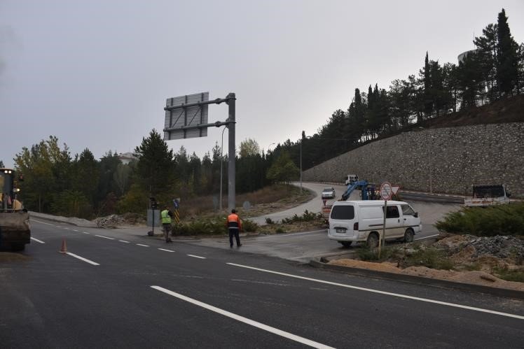 Devam Eden Yol Çalışmaları Trafiğin Akışını Etkiledi