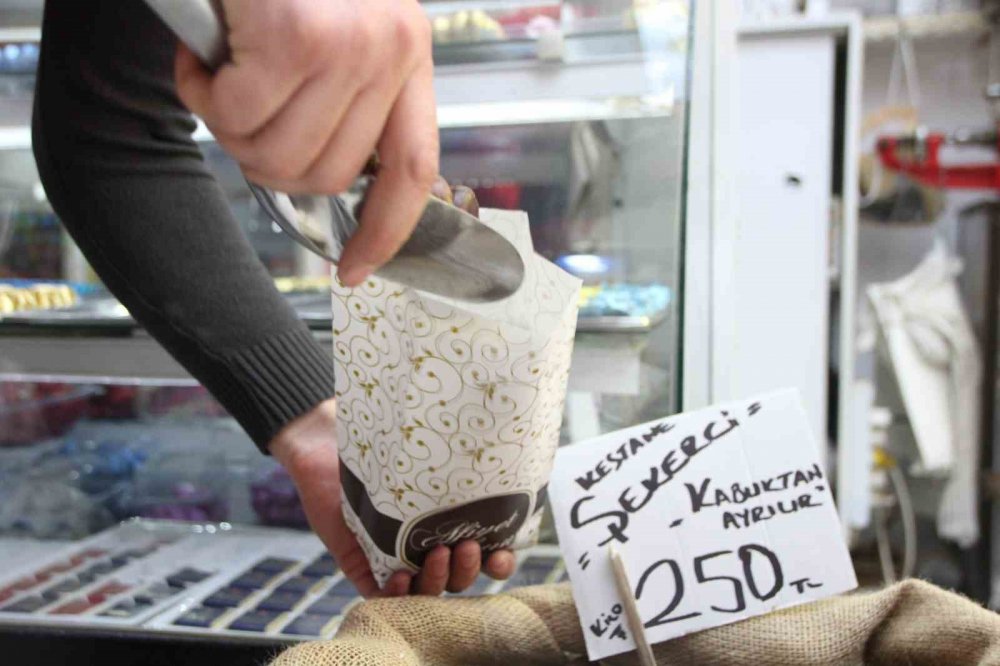 Kestane Tezgaha Düştü Vatandaş Yoğun İlgi Gösterdi