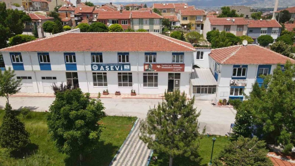 3 Milyon Porsiyon Sıcak Yemek Yardımı