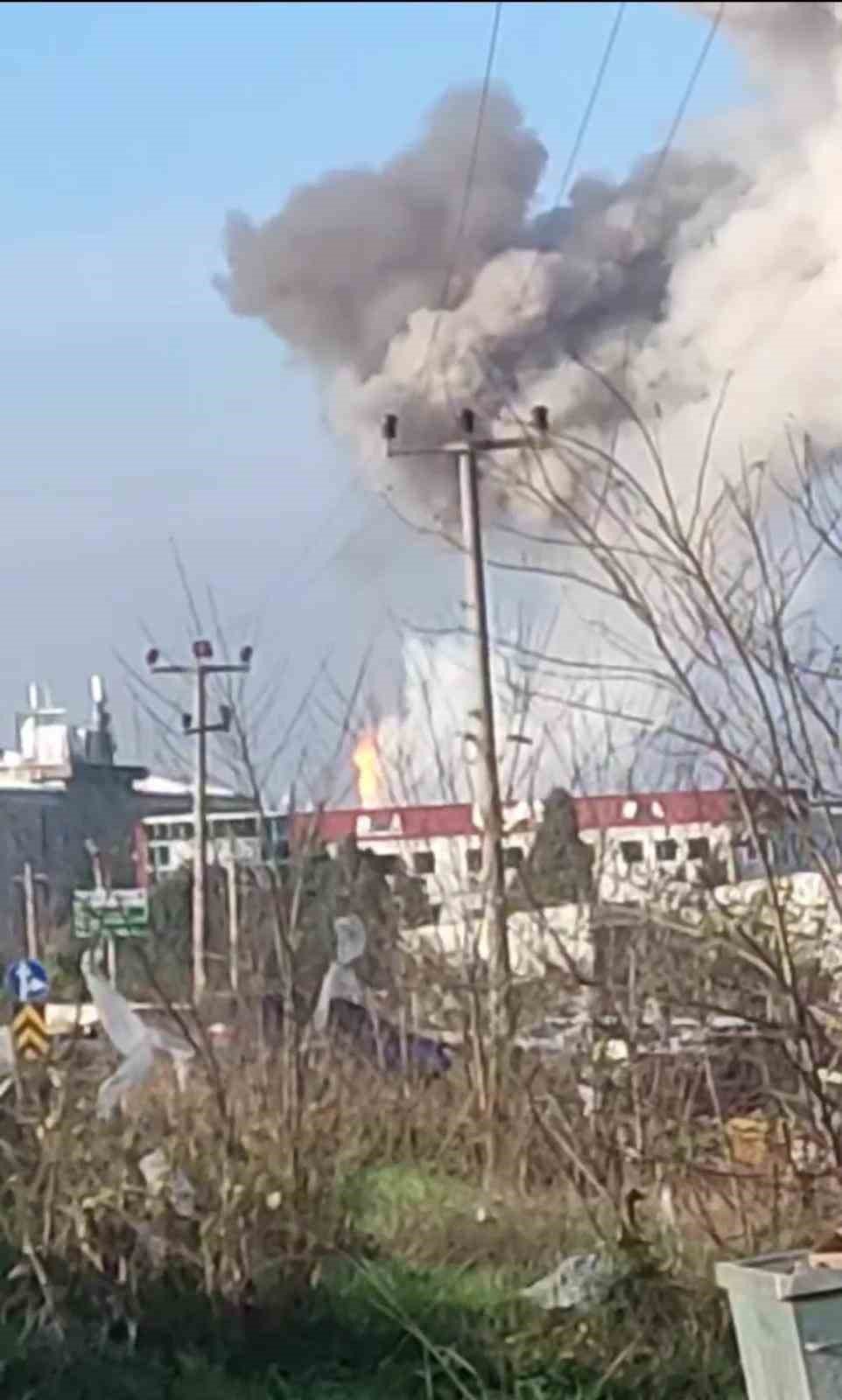 İş Yerinin Çatısı Alev Alev Yandı