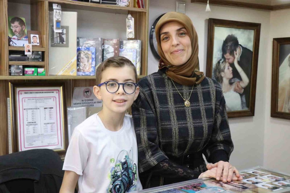 12 Yaşındaki Çocuk, Vefat Eden Babasının Mesleğini Büyük Bir Aşkla Sürdürüyor