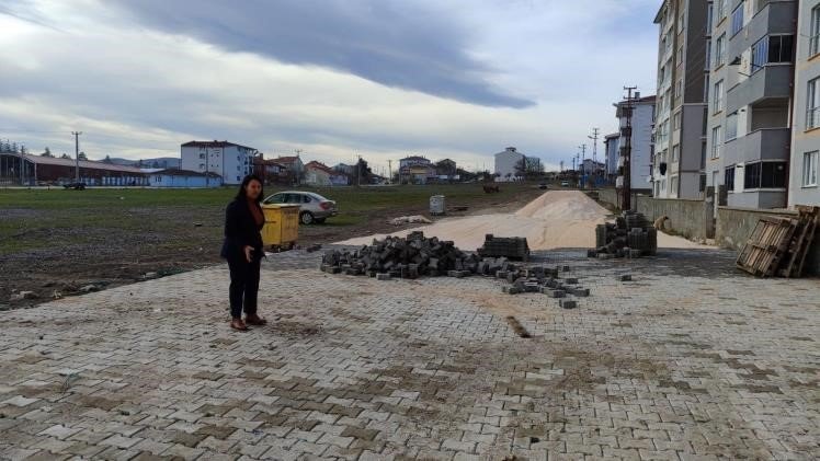 Sokaklarda Belediye Ekiplerince Çalışma