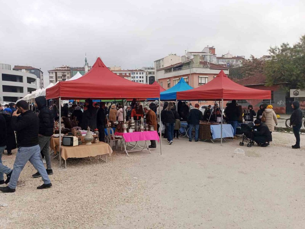 Antikacılardan Kapalı Pazar Yeri Talebi