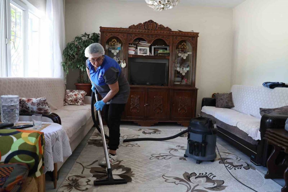 Yaşlı Çiftten Kazım Kurt’a Hayır Duası