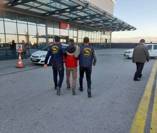 Hapis Cezası Bulunan 60 Şahıs Yakalandı