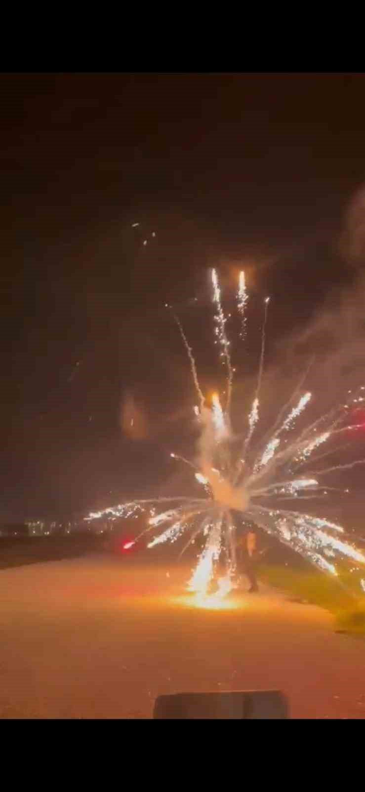 Yılbaşını Kutlarken Havai Fişek Elinde Böyle Patladı