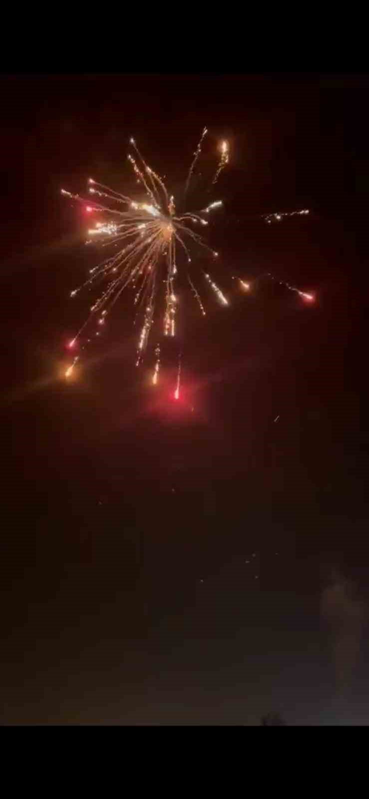 Yılbaşını Kutlarken Havai Fişek Elinde Böyle Patladı