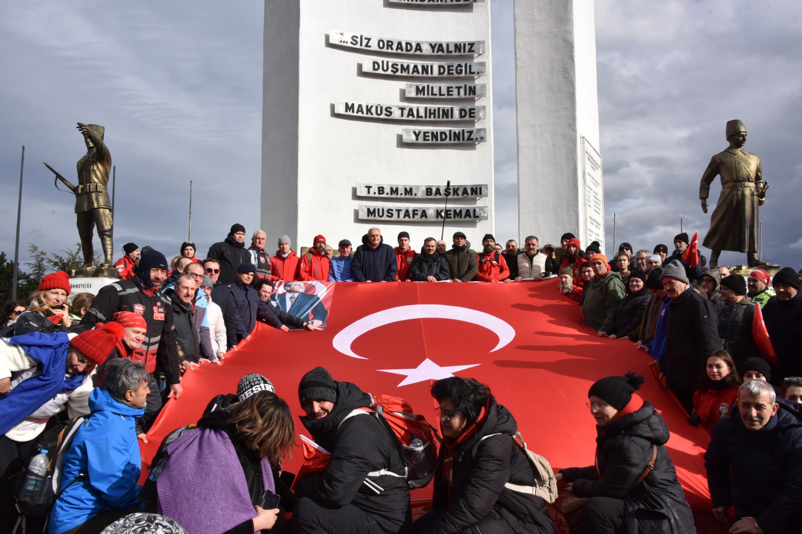 inonu-sehitleri-zaferin-103-yilinda-anildi-6.jpeg