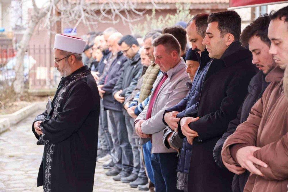 Vatani Görevini Yerine Getirirken Hayatını Kaybeden Ayhan Öztürk’ün Babası Vefat Etti