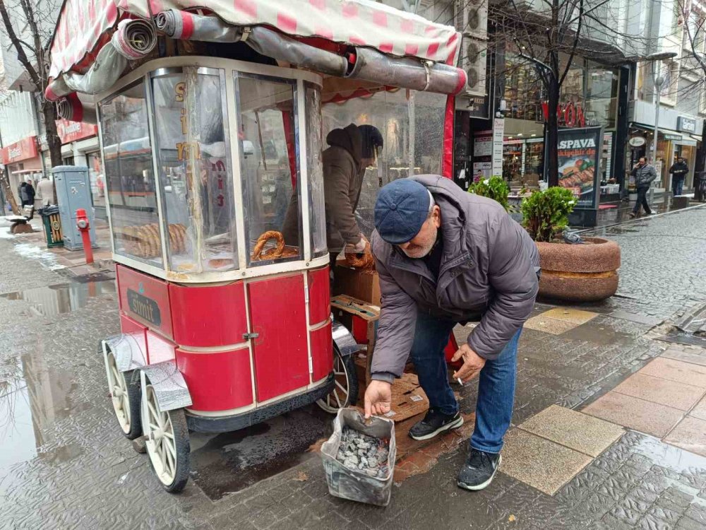 Simitçi Esnaf Isınma Problemlerinin Çözülmesini İstiyor