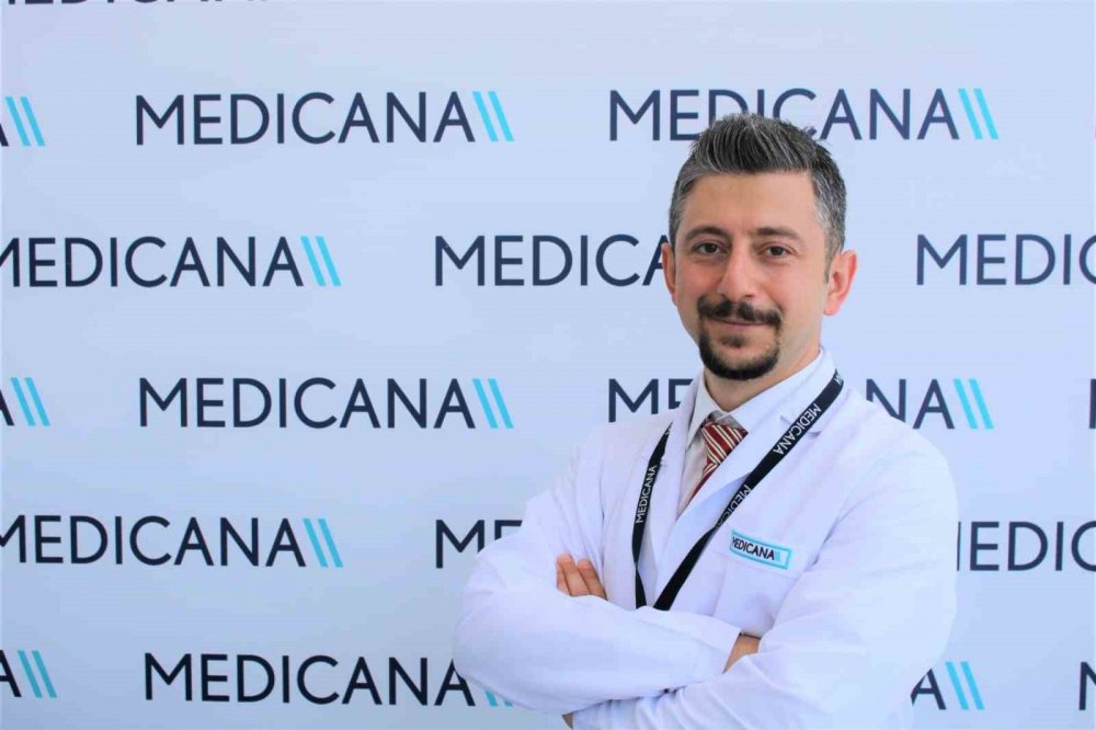 Karlı Ve Buzlu Yolda Yürümenin Püf Noktaları
