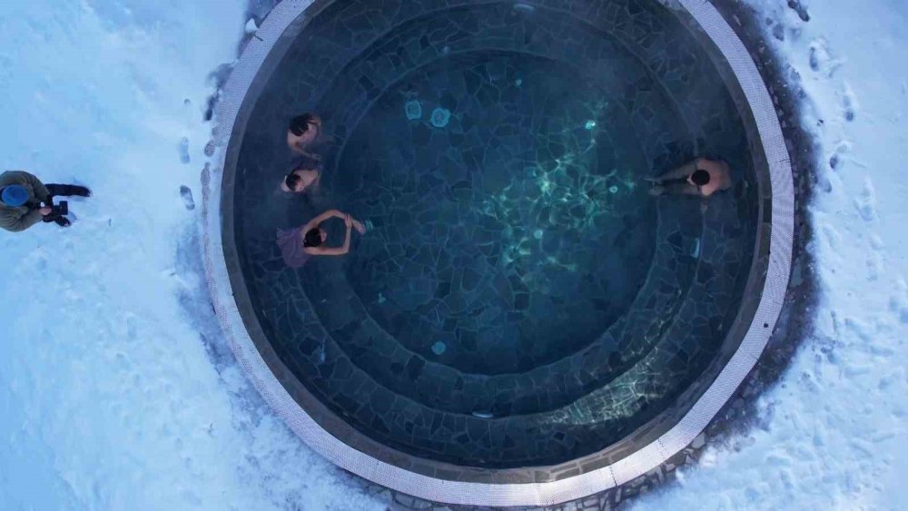 Uludağ’da Karların Ortasında Hamam Keyfi