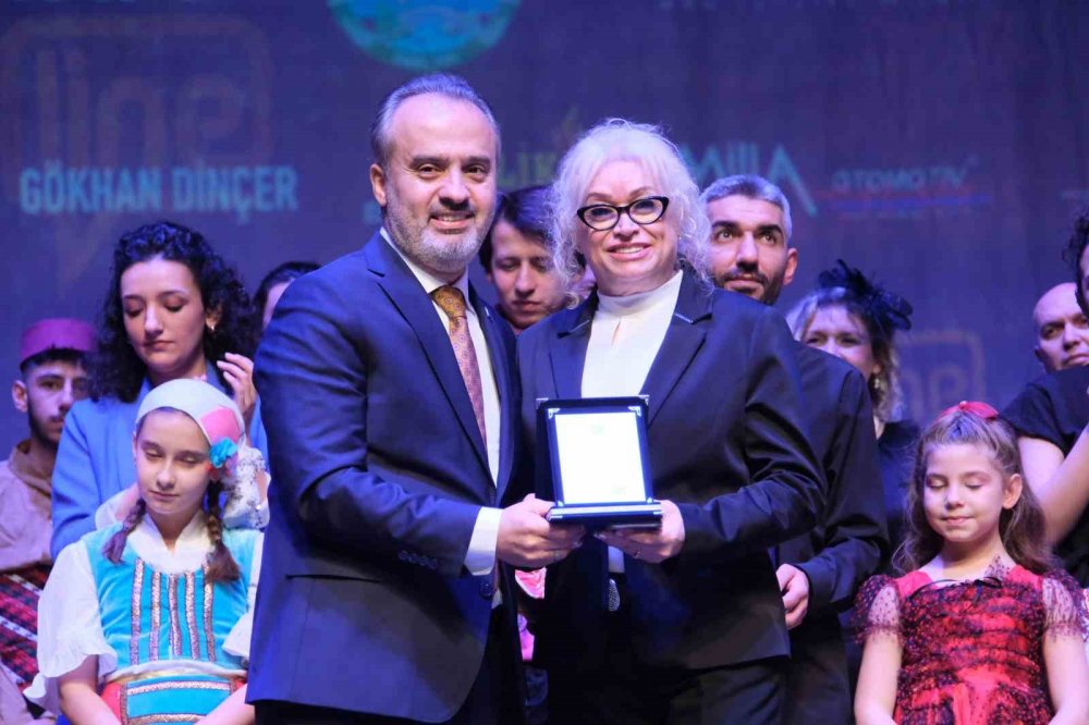 Kapanmayan Yara, Dinmeyen Sızı; Mübadele