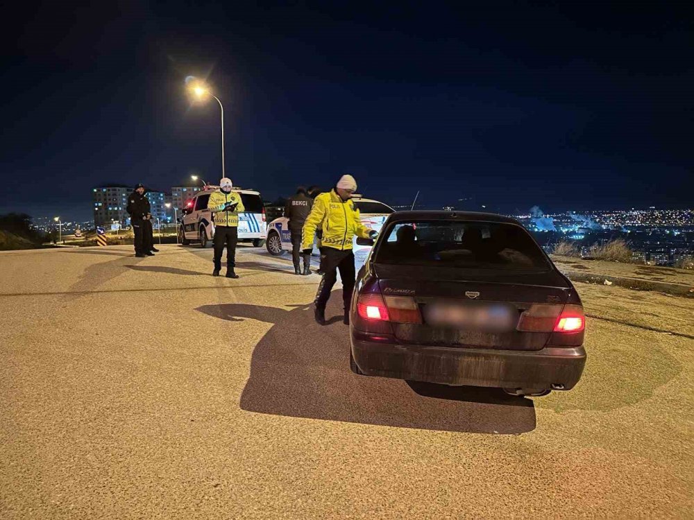 Şehir Manzarasına Hakim Bölgelerde Alkol Tüketen Şahıslara Yönelik Denetim