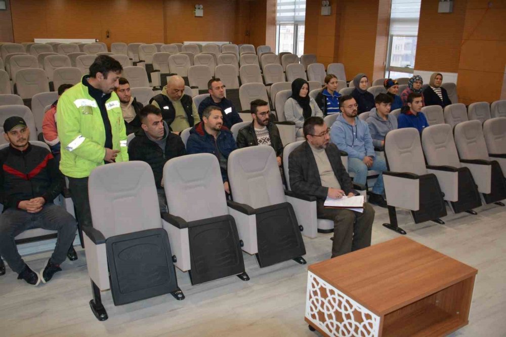 İl Tarım Müdürü Yeniay, Düşünce Ve Önerilerini Dinledi