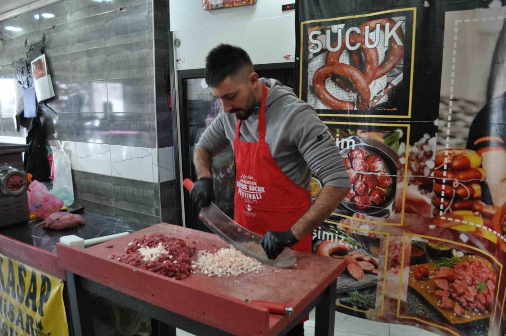 Festival İçin Coğrafi Tescilli 8 Ton Dövme Sucuk Dağıtılacak