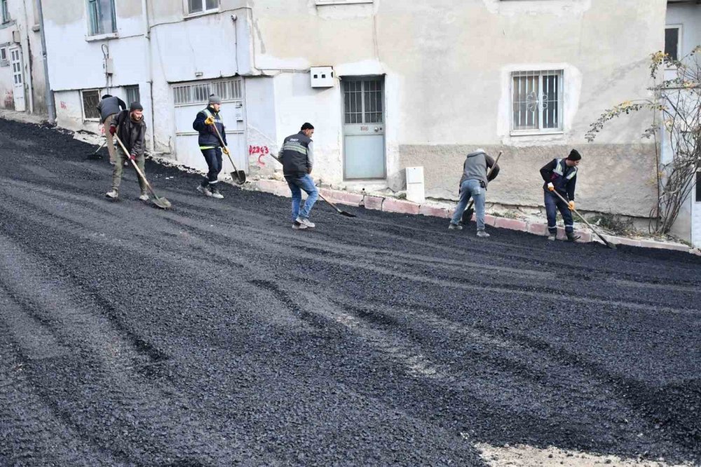 Sıcak Asfalt Çalışmaları 32 Günde Tamamlandı