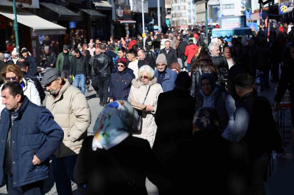 Kış Ortasında Yaz Sıcaklığı