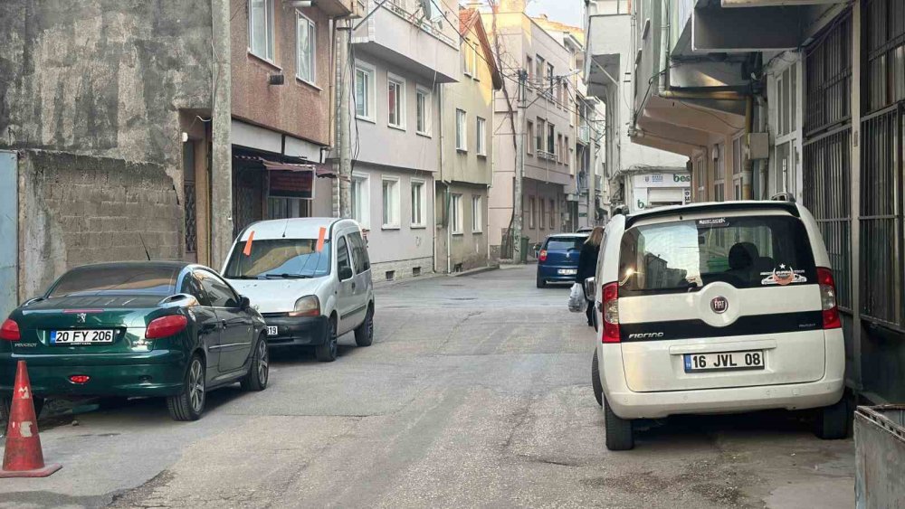 Patlak Hortum Yüzünden Müşterisini Bıçakladı, İşyeri Sahibi Tutuklandı