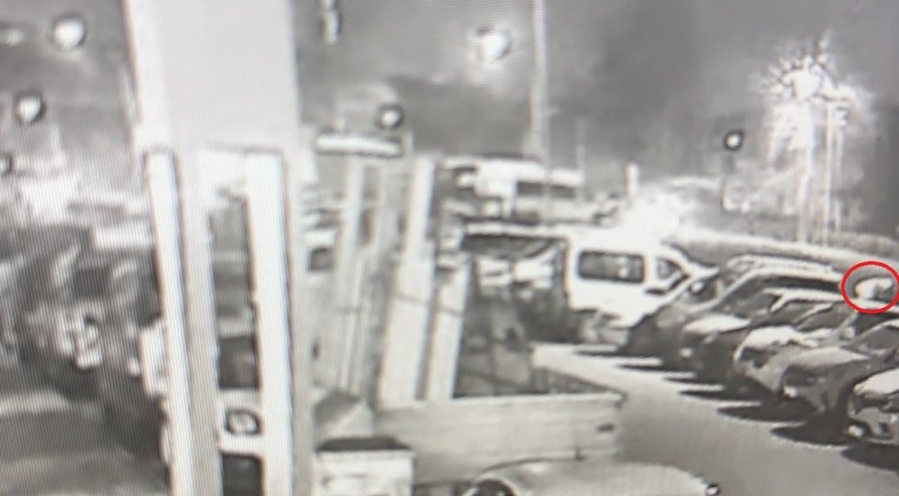 Aracın Camını Patlatarak 50 Bin Tl’lik Malzeme Çaldı, Kısa Sürede Yakalandı