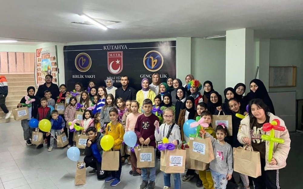 Çocuklara Orucun Ve Ramazan Ayının Fazileti Anlatıldı