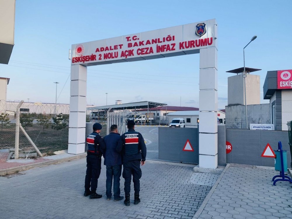 Jandarma Ekiplerince Aranması Bulunan 43 Şahıs Yakalandı