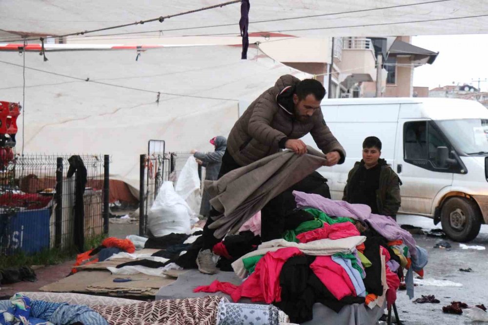 Fenomen Pazarcı, Esnaf Arkadaşlarının Desteğiyle Hayalini Gerçekleştirdi