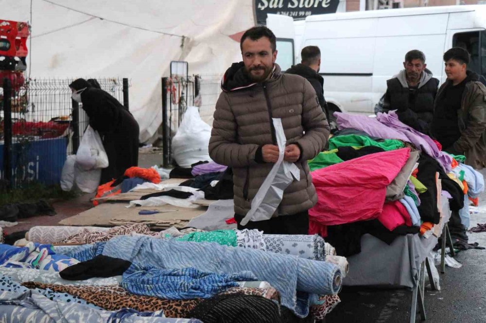 Fenomen Pazarcı, Esnaf Arkadaşlarının Desteğiyle Hayalini Gerçekleştirdi