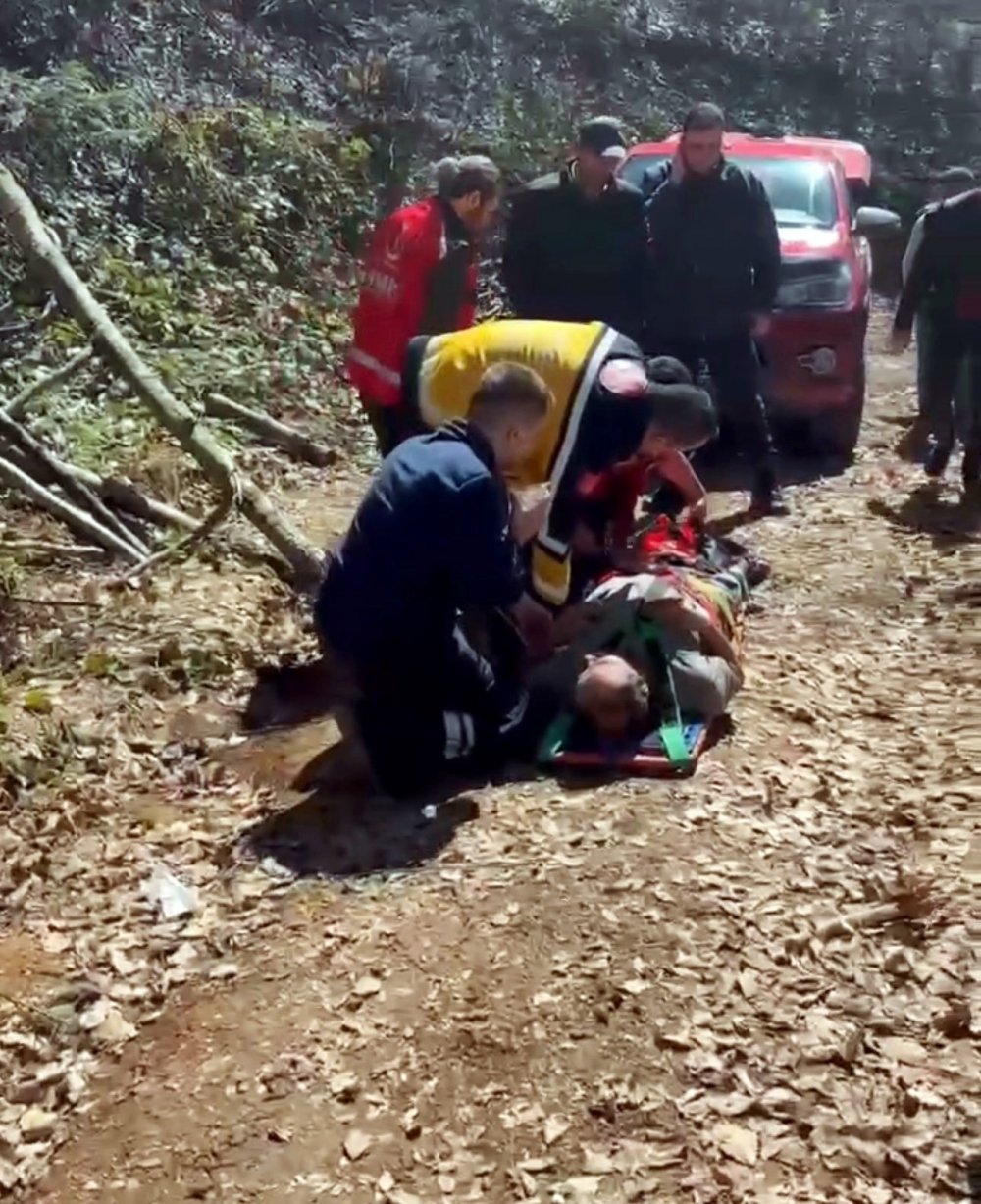 Yaylada Bacağını Kırarak Mahsur Kaldı