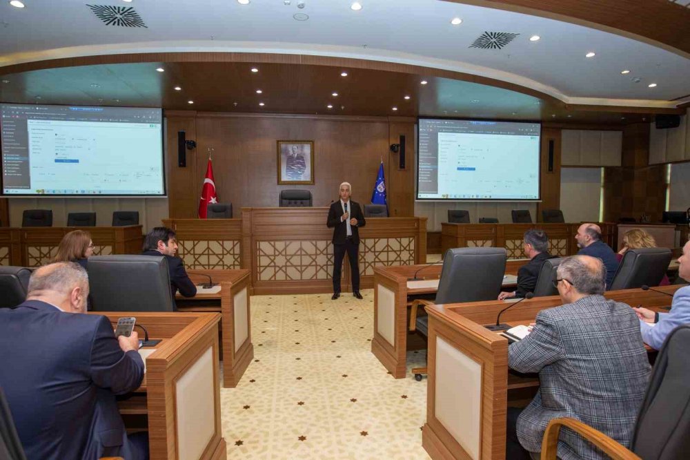 Bursa Büyükşehir Personeline E-belediye Bilgi Sistemi Eğitimi