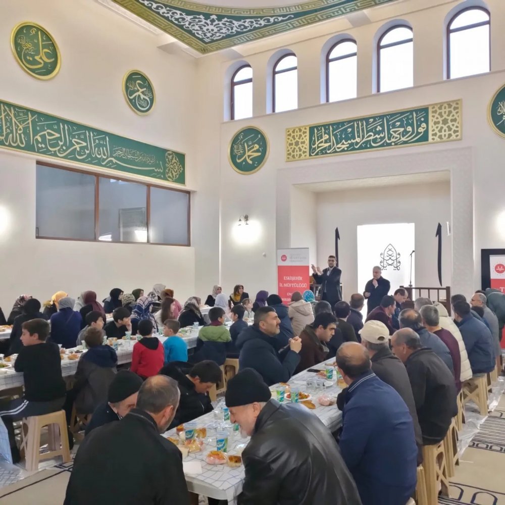 Engelli Vatandaşlar Engelsiz Camii’nde Bir Araya Geldi