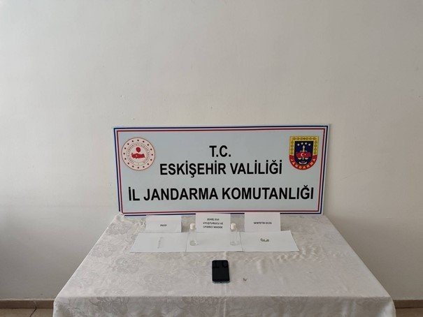 Evinde Uyuşturucu Madde Bulunduran Şahsa Jandarma Operasyonu