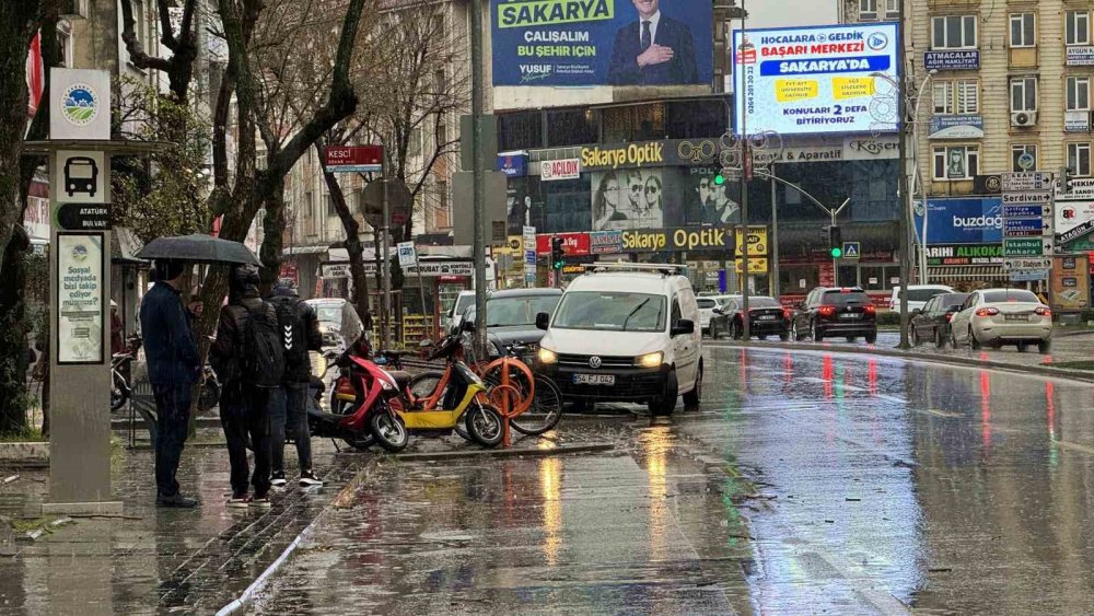 Uyarı Yapılmıştı, Aniden Bastırdı